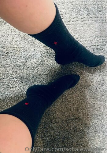 sofiajewelsfeet