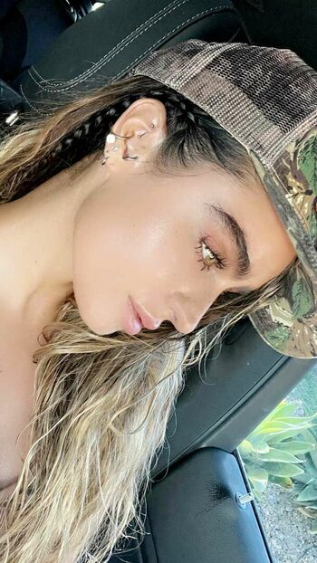 Sommer Ray