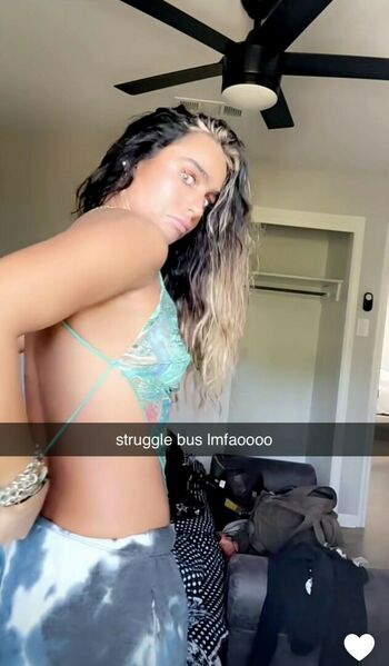 Sommer Ray