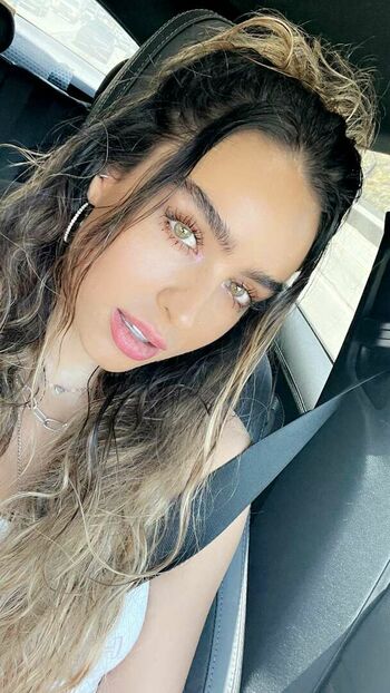 Sommer Ray