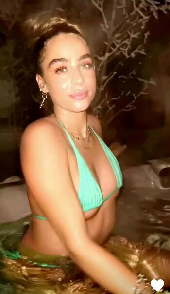 Sommer Ray