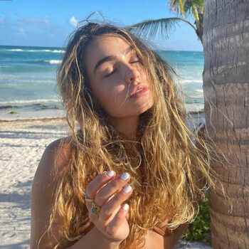 Sommer Ray