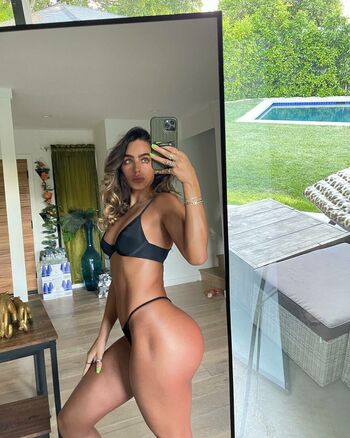 Sommer Ray