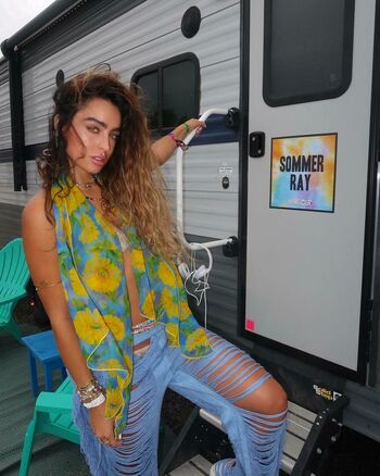 Sommer Ray