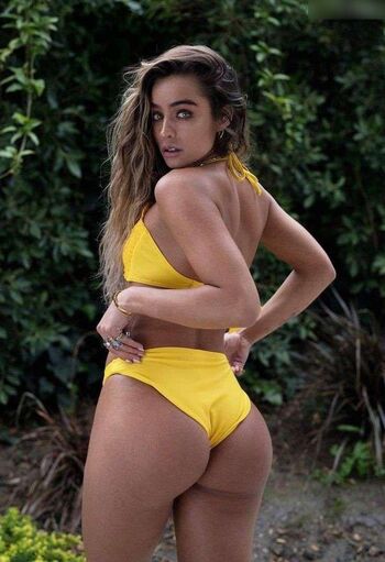 Sommer Ray
