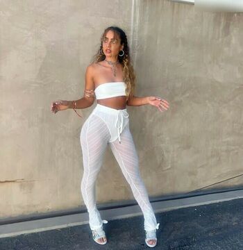 Sommer Ray