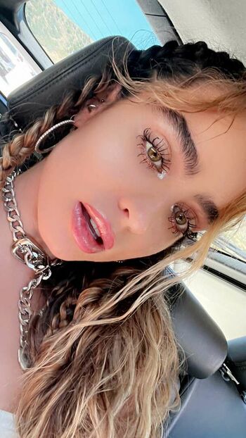 Sommer Ray