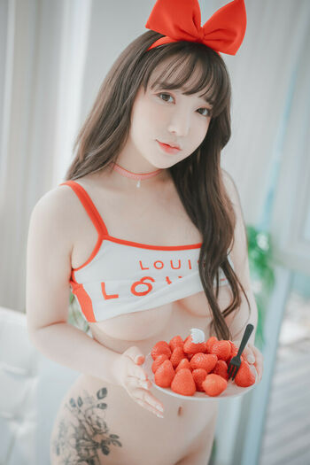 Son Ye Eun