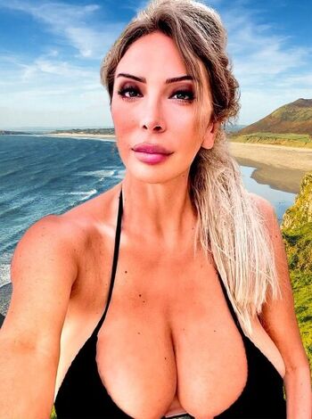 Sonia Grey