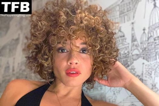 Sophia Urista