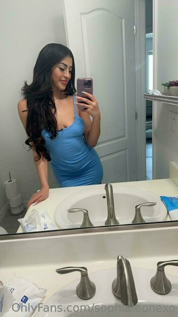 sophialeonexo