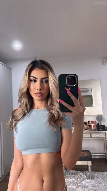 Sophie Rayne