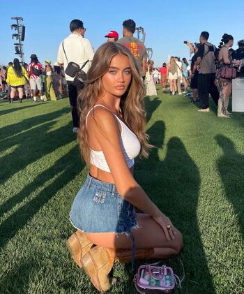 Sophie stray