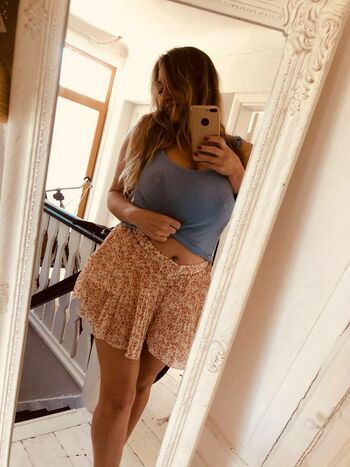Spicy Sexwife