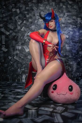 Spiral Cats Cosplay