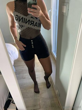 sportynaked_free