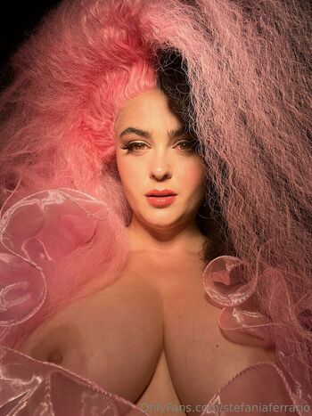 Stefania Ferrario