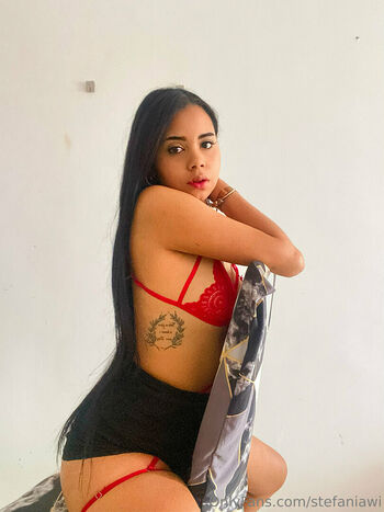 stefaniaqos