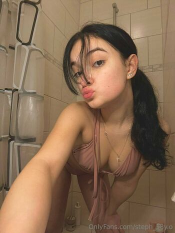 steph_18y.o