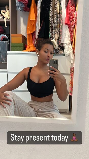 Steph Esther / iamstephalways