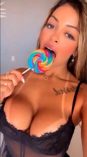 Stephanie Silveira