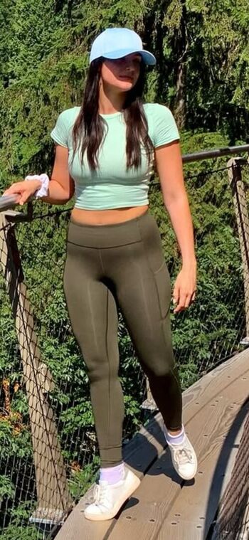 Stevie Lynn Jones