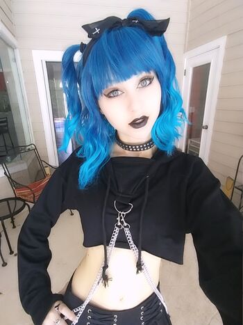 Stitchedspade