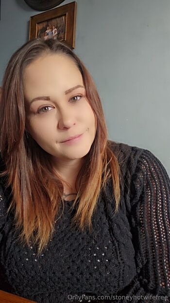 stoneyhotwifefree
