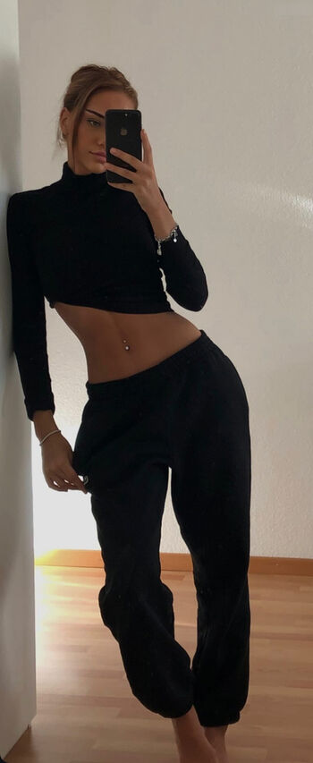 Suela Mehmedi