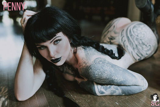 suicidegirls