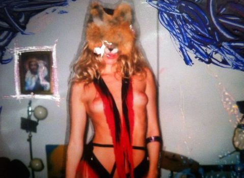 Suki Waterhouse