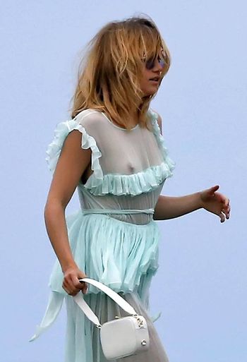 Suki Waterhouse