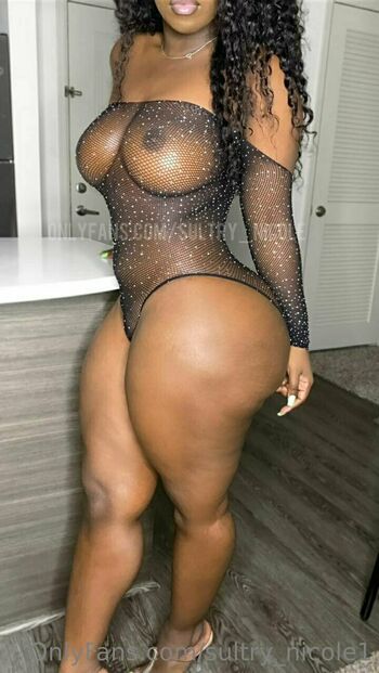 sultry_nicole1