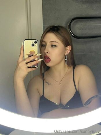 sunnyjully