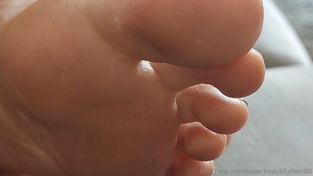 superbeautifulfeet80