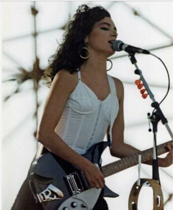 Susanna Hoffs