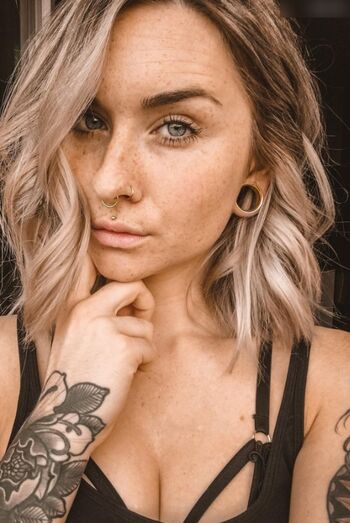 Svenja May