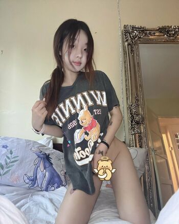 sweetasianchick03