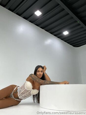 sweetlaurasaenz