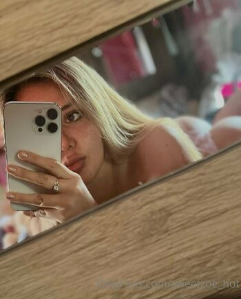 sweetzoe_hot