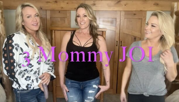 swinging_mom_amie