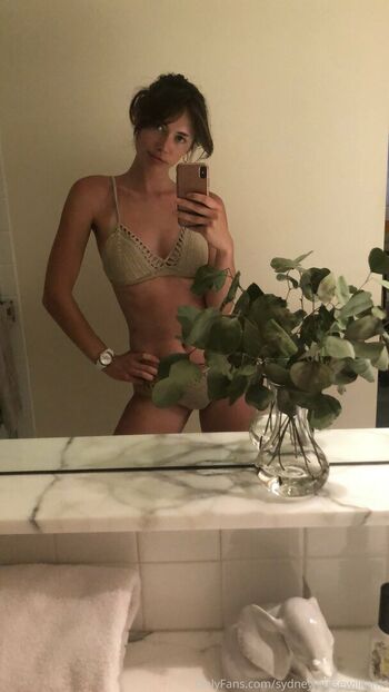 sydneylouisewilliams