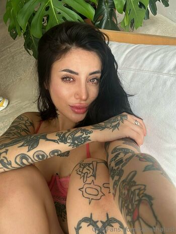 tabathalust