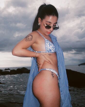Taby Carvalho