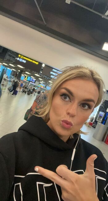 Tallia Storm