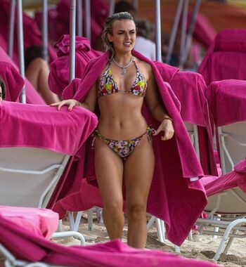 Tallia Storm