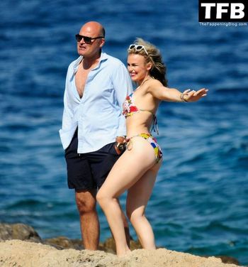 Tallia Storm