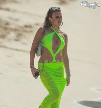 Tallia Storm