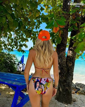 Tallia Storm