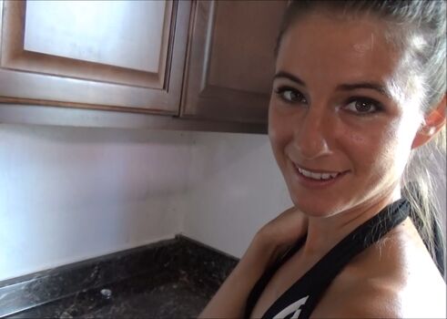 Tara Ashley